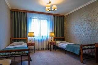Отель Hotel Strzelnica Kochcice Двухместный номер с 2 отдельными кроватями-3